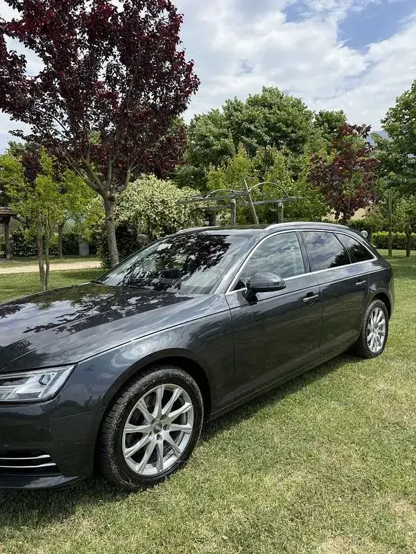 Usata Audi A4 Business 122 CV (89 kW) 2018 Station wagon