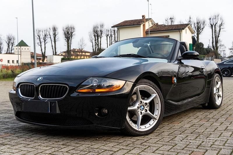 Usata BMW Z4 Comfort Edition 170 CV (125 kW) 2005 Nero Cabrio