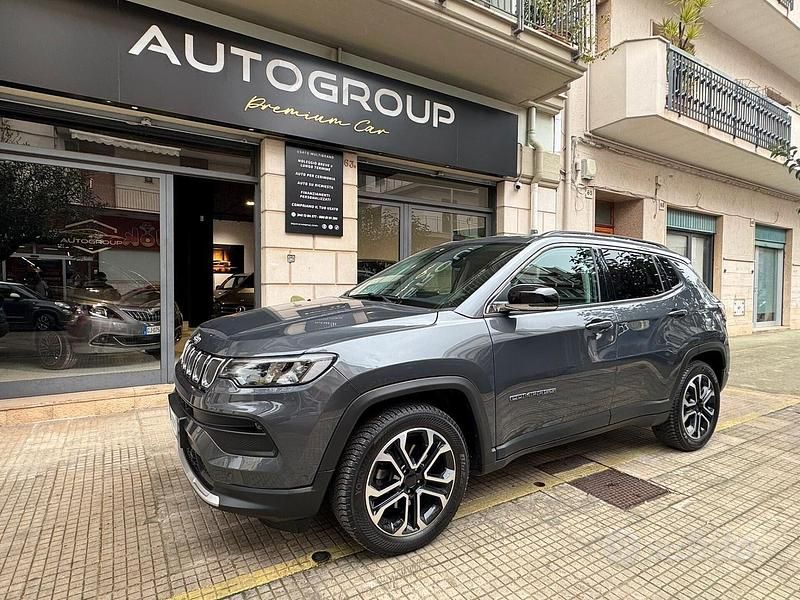 Usata Jeep Compass Limited 131 CV (96 kW) 2022 Grigio SUV