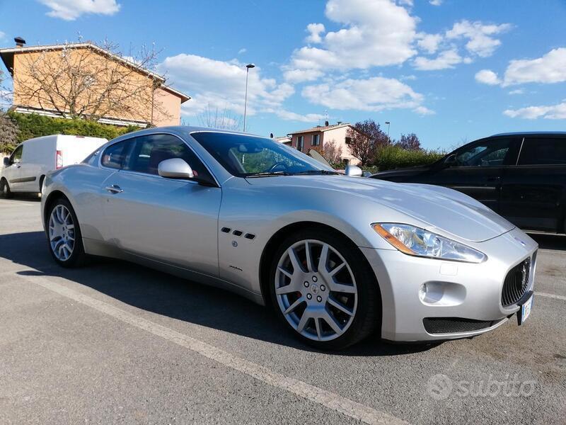 Usato 2008 Maserati Granturismo 4.2 Benzin 405 CV (51.900 €)