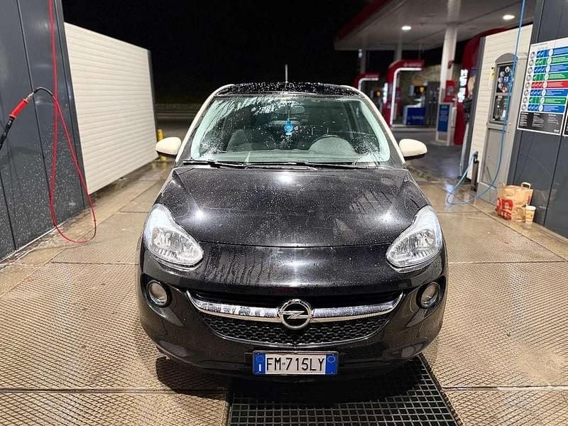Usata 2018 Opel Adam Due volumi | 8000 € (Buon prezzo) - Immagine 1/4