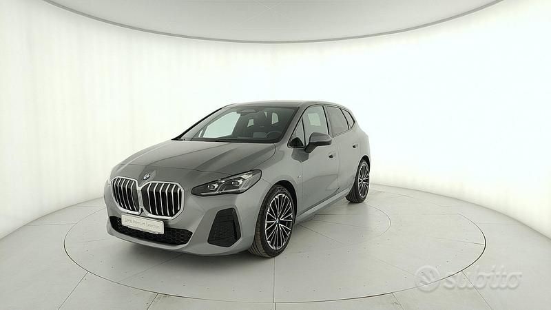 Usata BMW 218 Performance 2024 Grigio Station wagon