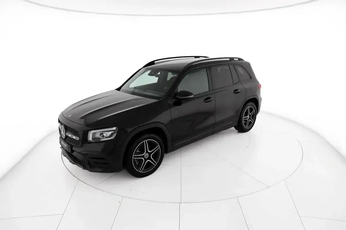 Usata Mercedes GLB200 Premium 150 CV (110 kW) 2023 Nero SUV