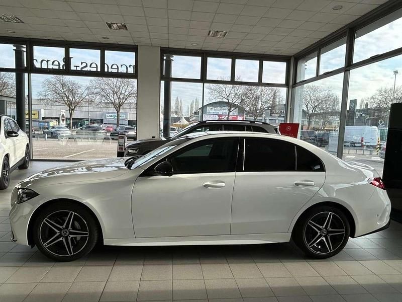Nuova Mercedes C220 200 CV (147 kW) 2026 Bianco polare Berlina
