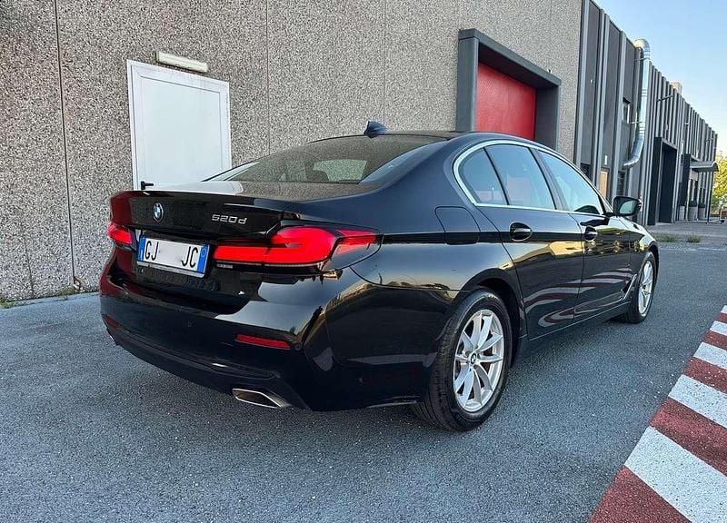 Usata BMW 520 190 CV (139 kW) 2022 Nero Berlina