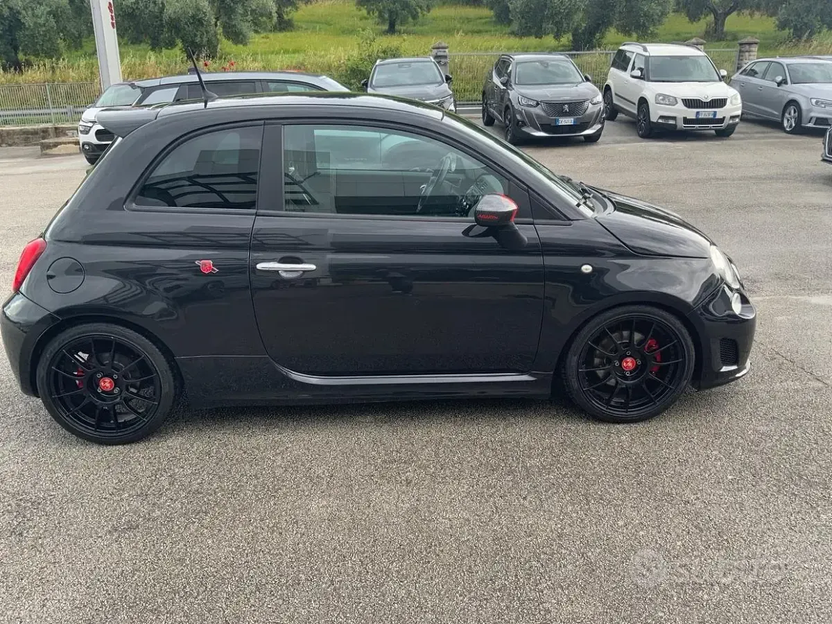 Usata Abarth 500 Custom 135 CV (99 kW) 2014 Nero Berlina