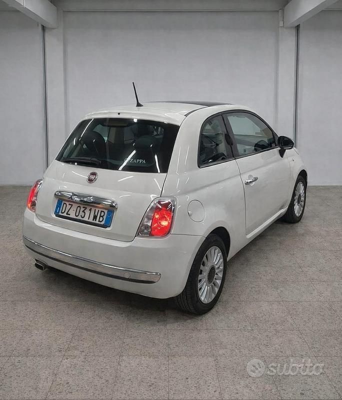 Usata Fiat 500 Pop 69 CV (50 kW) 2010 Bianco Utilitaria