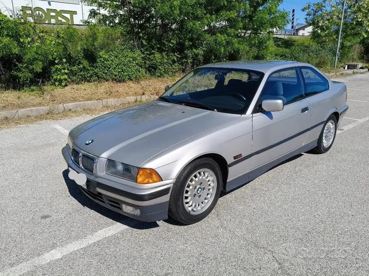 Usata BMW 320 150 CV (110 kW) 1993 Grigio Coupé