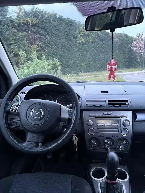 Usata Mazda 2 68 CV (50 kW) 2006 Utilitaria