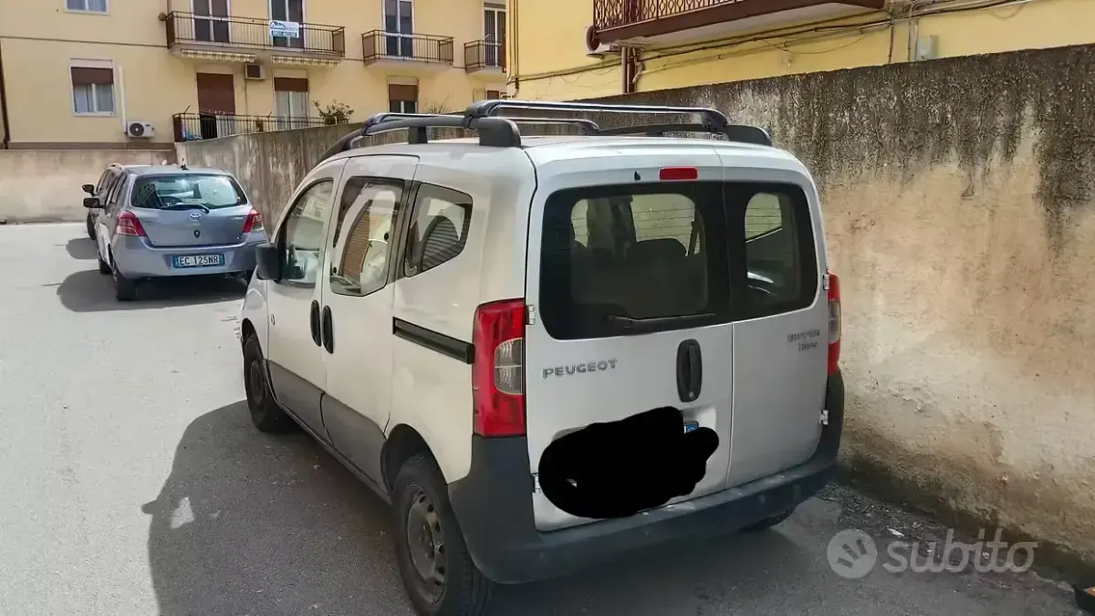 Usata Peugeot Bipper 73 CV (53 kW) 2015 Grigio Monovolume