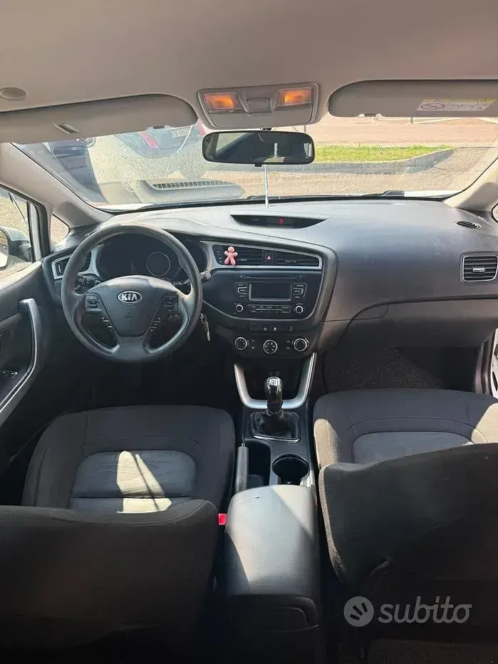 Usata Kia Ceed Sportswagon Active 110 CV (80 kW) 2016 Bianco Station wagon