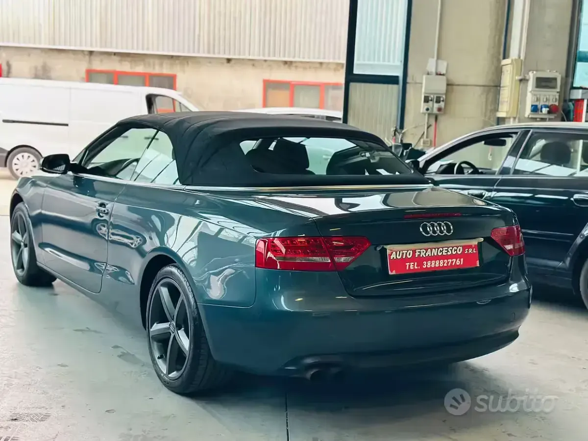 Usata Audi A5 Cabriolet S-Line 160 CV (117 kW) 2010 Grigio Cabrio