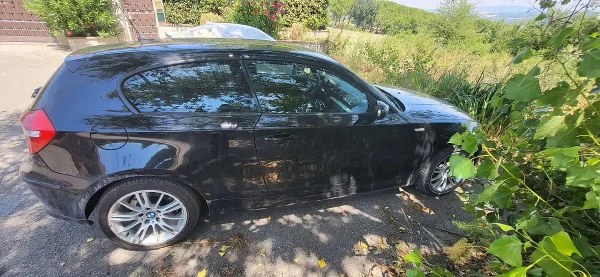 Usata BMW 118 143 CV (105 kW) 2009 Nero Utilitaria
