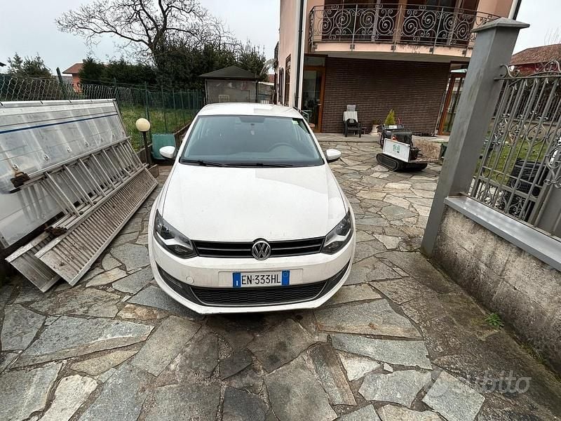Usata VW Polo 77 CV (56 kW) 2011 Bianco Utilitaria