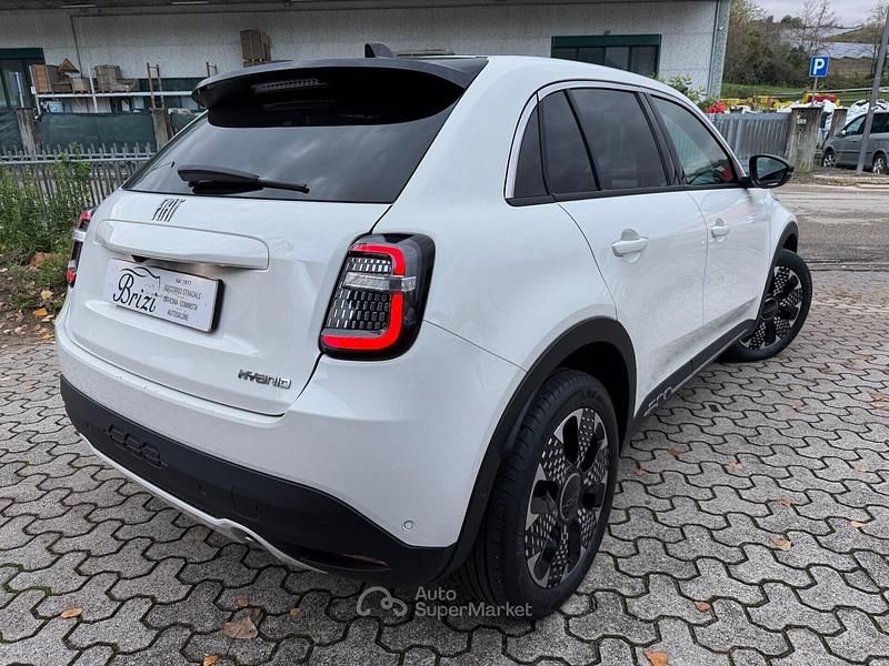 Usata Fiat 600 La Prima 101 CV (74 kW) 2025 Bianco SUV