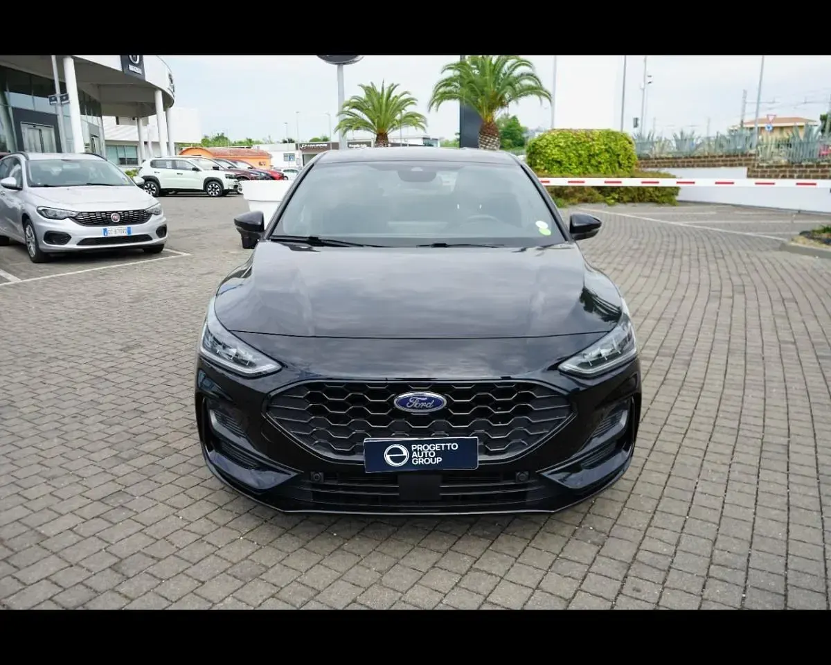 Usata Ford Focus ST-Line 116 CV (85 kW) 2024 Nero Berlina