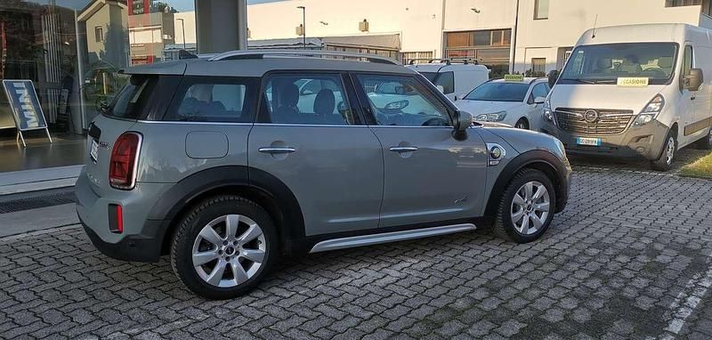 Usata Mini Cooper Countryman Business 125 CV (91 kW) 2021 Grigio SUV