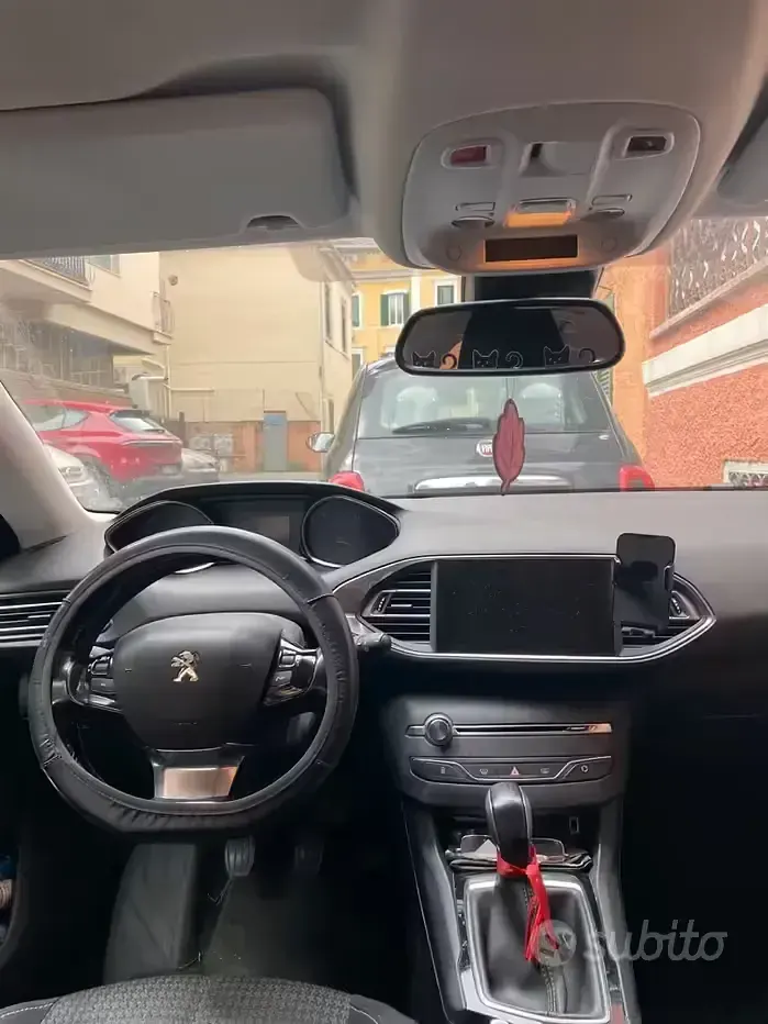 Usata Peugeot 308 SW S 102 CV (75 kW) 2018 Station wagon