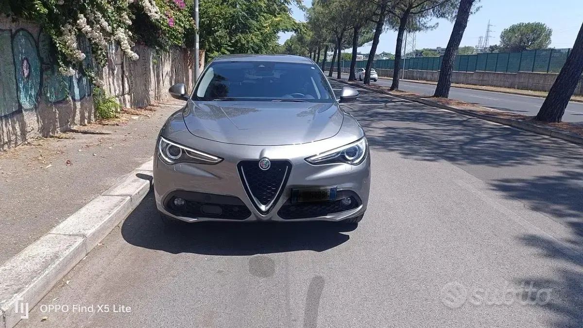 Usata Alfa Romeo Stelvio Executive 179 CV (131 kW) 2018 Grigio SUV