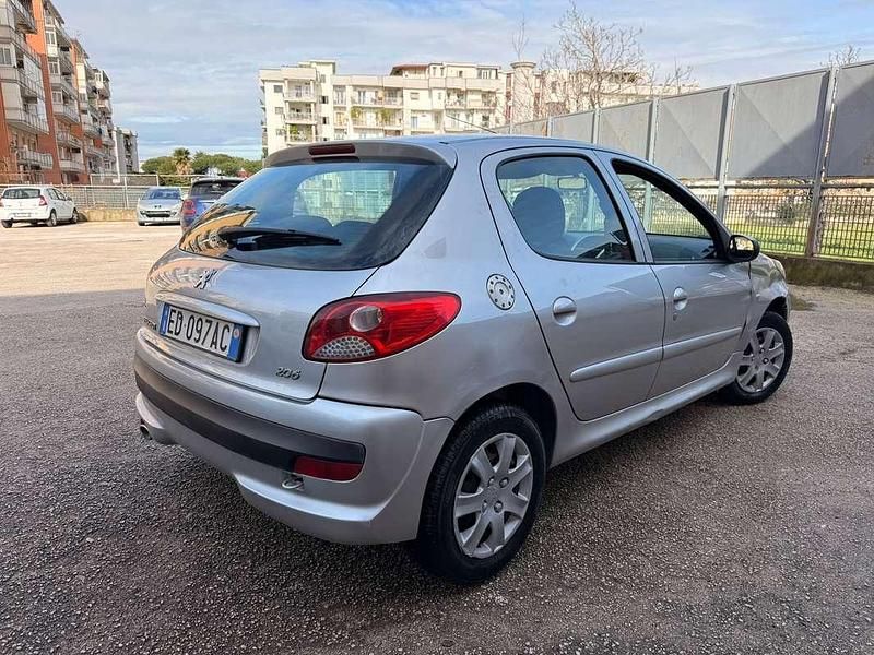 Usata Peugeot 206+ 68 CV (50 kW) 2010 Grigio Utilitaria