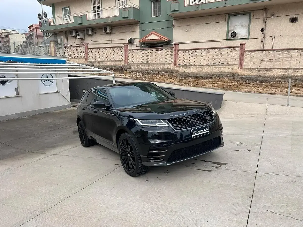 Usata Land Rover Range Rover Velar HSE Dynamic 241 CV (177 kW) 2017 Nero SUV