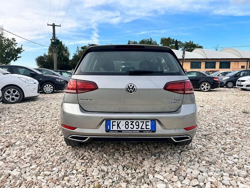 Usata VW Golf VII Executive 110 CV (80 kW) 2017 Grigio Berlina