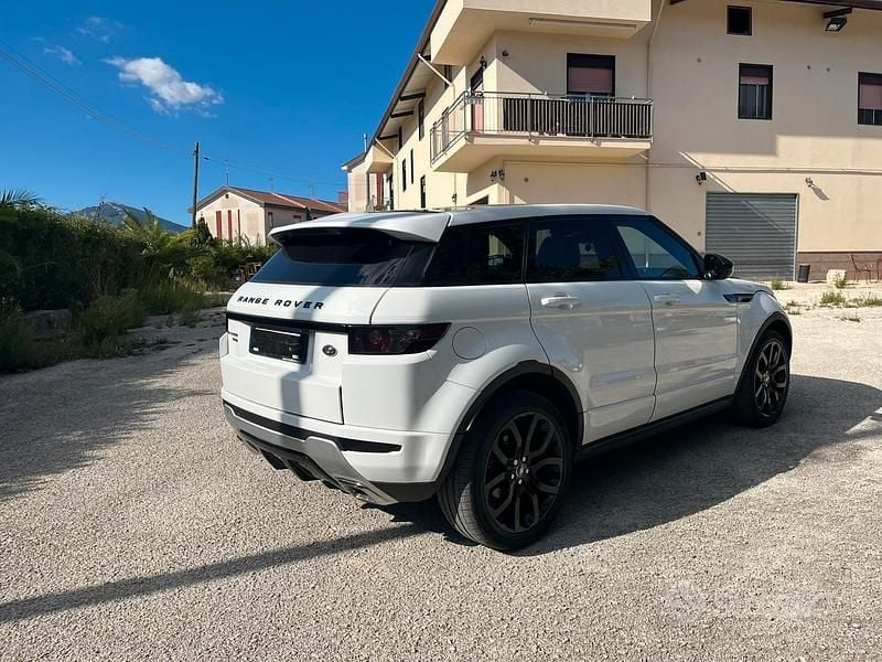 Usata Land Rover Range Rover evoque 150 CV (110 kW) 2015 Bianco SUV