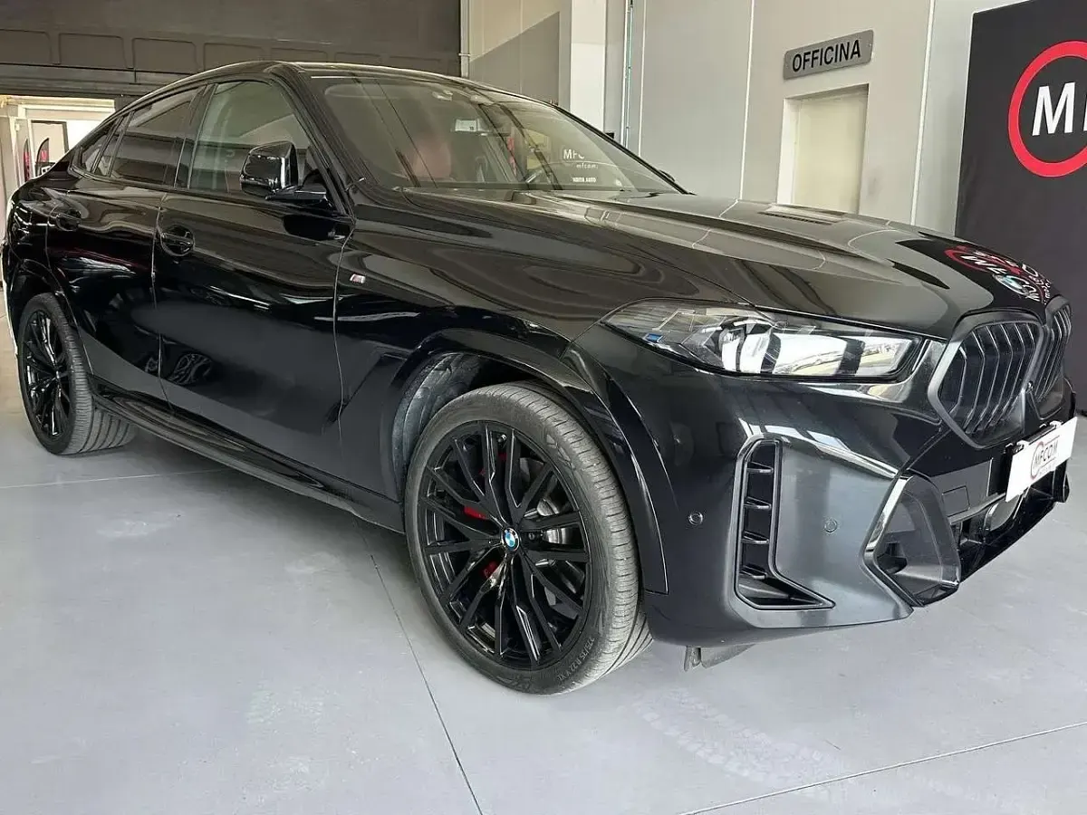 Usata BMW X6 M Sport 298 CV (219 kW) 2024 Nero SUV