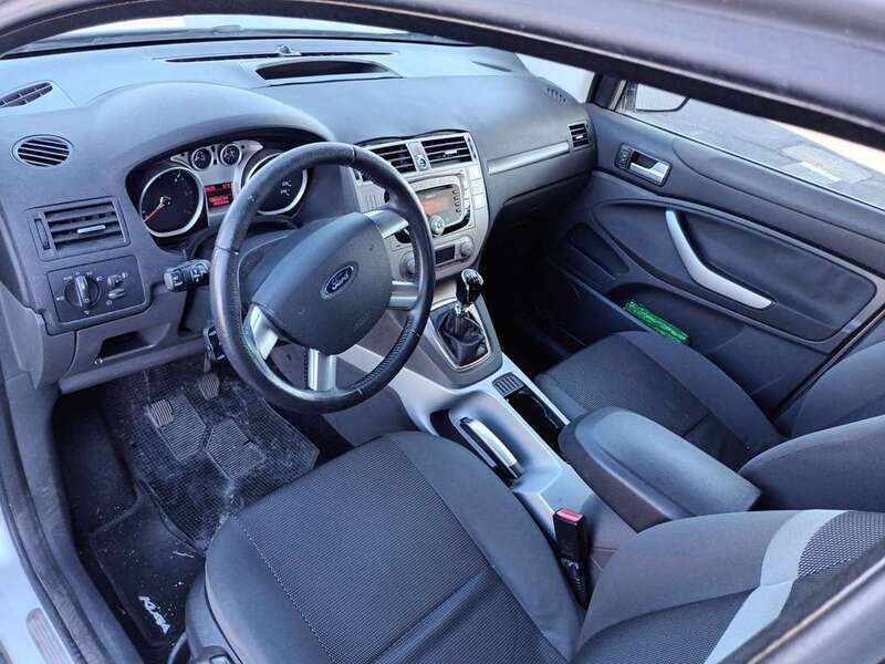 Usata Ford Kuga 136 CV (100 kW) 2010 Argento SUV