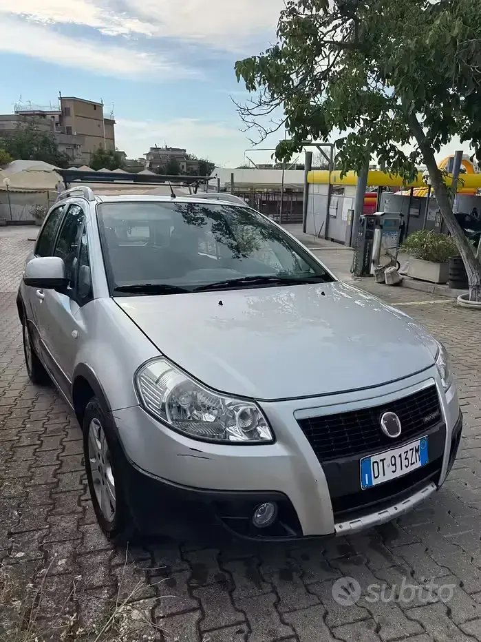 Usata Fiat Sedici 120 CV (88 kW) 2009 Grigio SUV