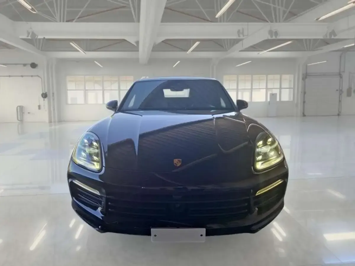 Usata Porsche Cayenne 441 CV (324 kW) 2023 Nero SUV