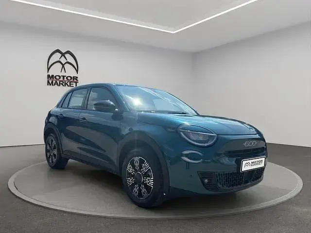 Usata Fiat 600 Pop 136 CV (100 kW) 2025 Verde SUV