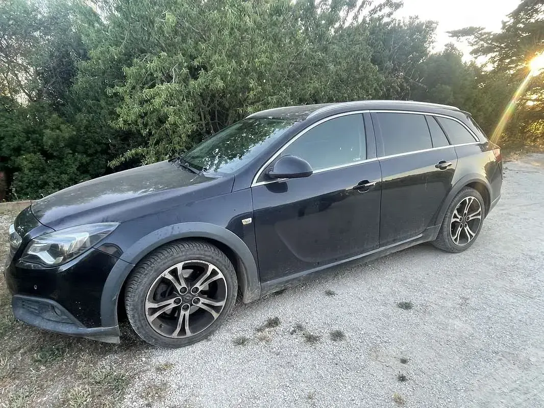 Usata Opel Insignia Business 170 CV (125 kW) 2016 Station wagon