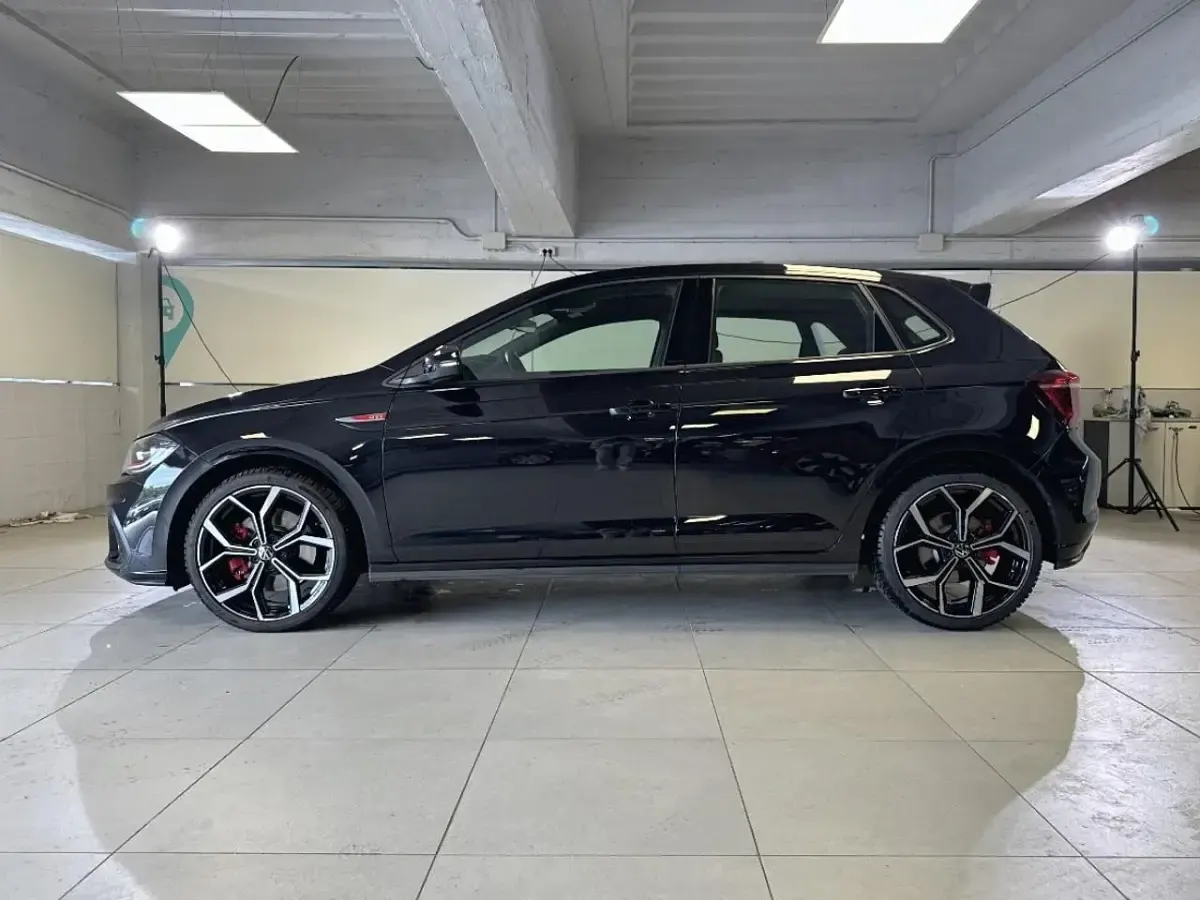 Usata VW Polo GTI 207 CV (152 kW) 2022 Nero Utilitaria