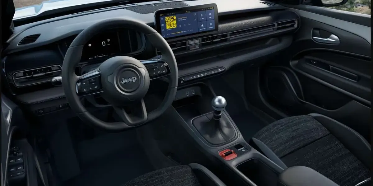 Nuova Jeep Avenger Longitude 101 CV (74 kW) 2026 Grigio SUV