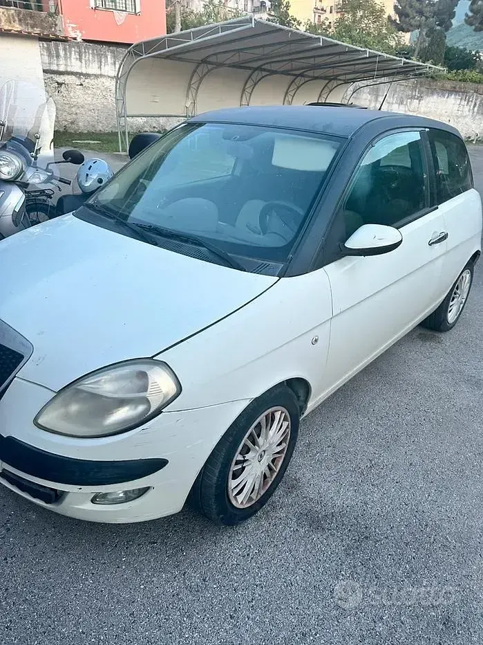 Usata Lancia Ypsilon 69 CV (50 kW) 2006 Utilitaria