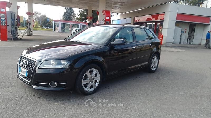 Begagnad Audi A3 90 HK (66 kW) 2012 Svart Halvkombi