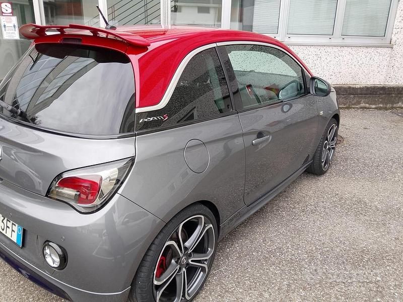 Usata Opel Adam Edition 150 CV (110 kW) 2015 Grigio Utilitaria