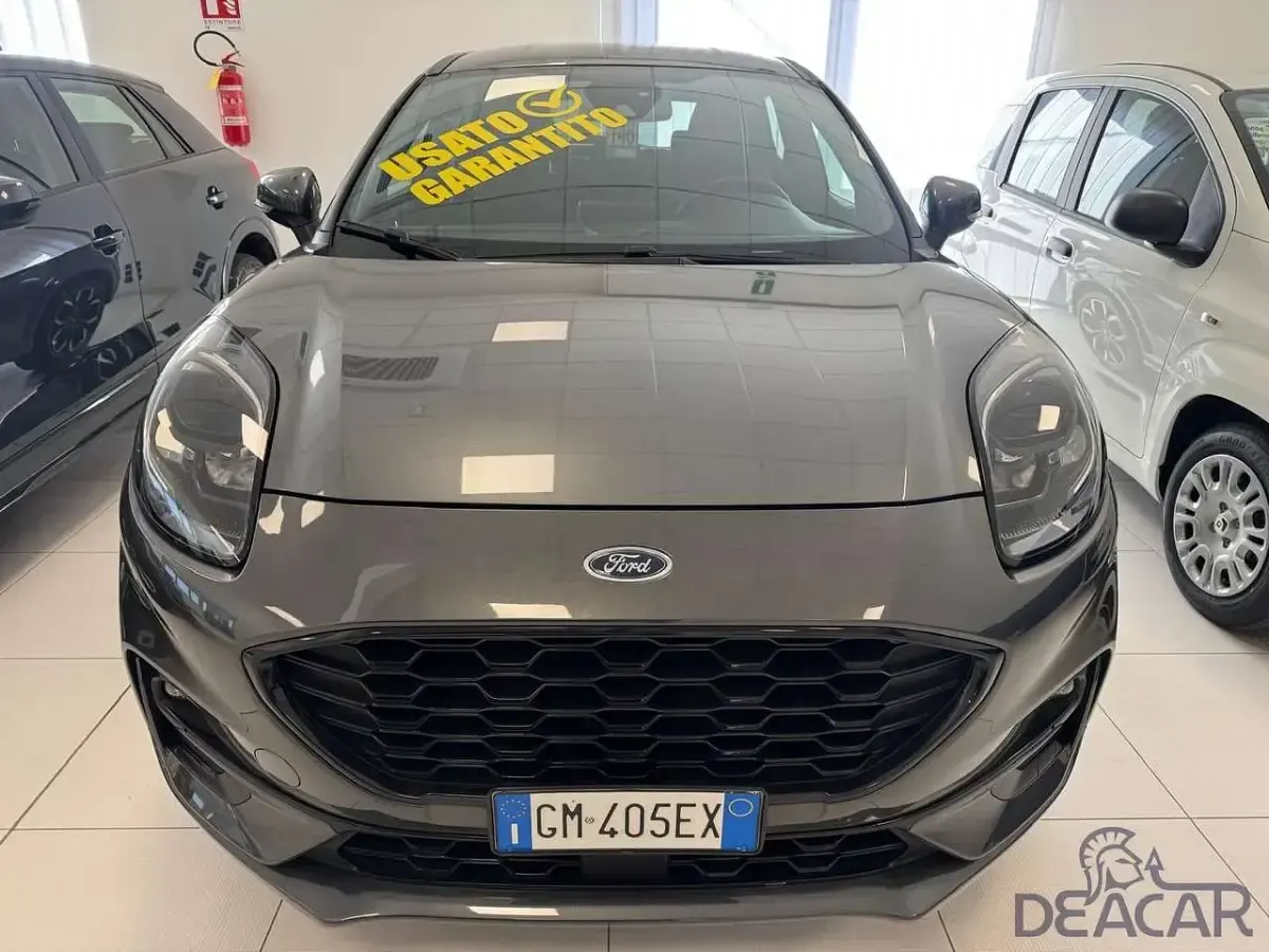 Käytetty Ford Puma ST-Line X 125 HP (91 kW) 2022 Harmaa Katumaasturi