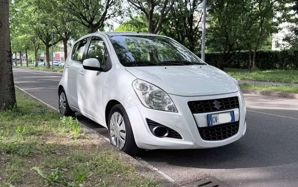 Usata Suzuki Splash GLS 86 CV (63 kW) 2014 Bianco Utilitaria