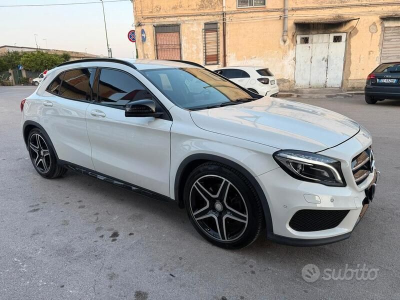 Usata Mercedes GLA220 Premium 177 CV (130 kW) 2017 Bianco SUV