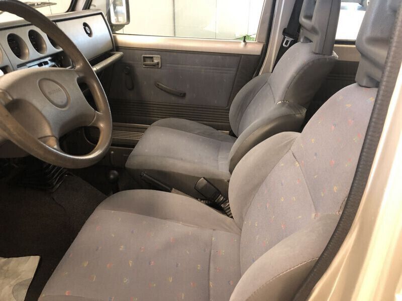 Usata Suzuki Samurai 64 CV (47 kW) 2002 Oro SUV