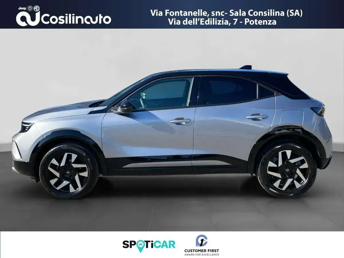 Usata Opel Mokka 131 CV (96 kW) 2025 Argento SUV