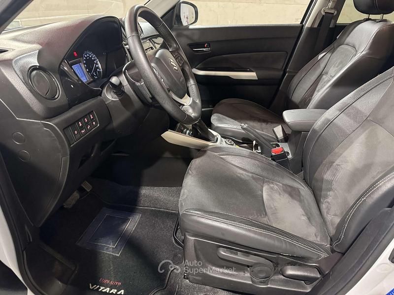 Usata Suzuki Vitara 120 CV (88 kW) 2016 Bianco SUV