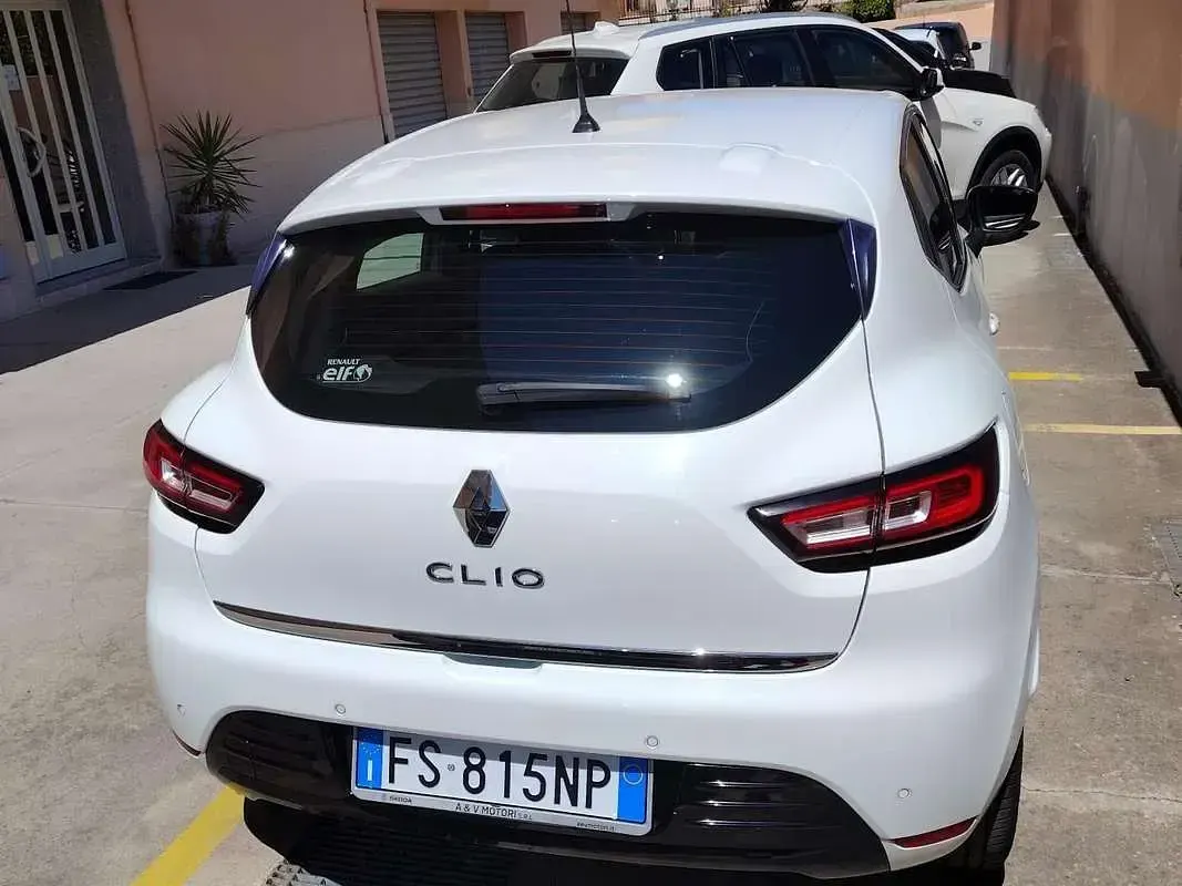 Usata Renault Clio IV 90 CV (66 kW) 2018 Bianco Berlina