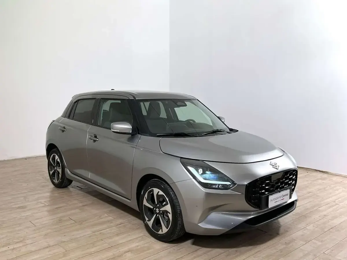 Nuova Suzuki Swift 82 CV (60 kW) 2025 Argento Utilitaria