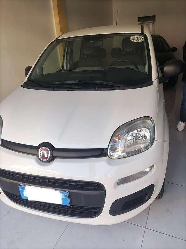 Usata Fiat Panda Lounge 86 CV (63 kW) 2015 Bianco Utilitaria