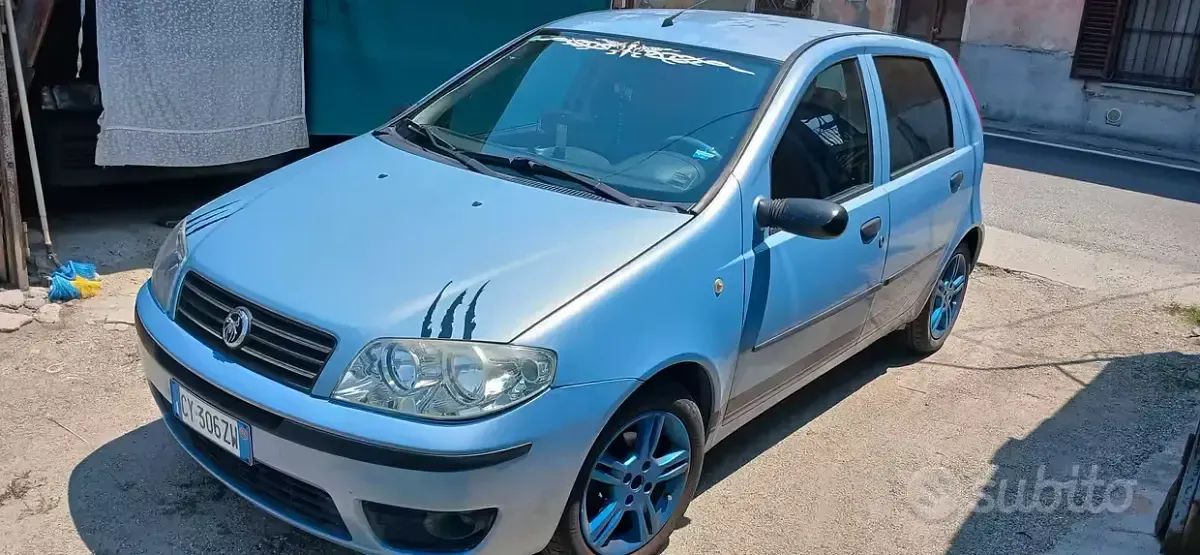 Usata Fiat Punto 60 CV (44 kW) 2006 Utilitaria