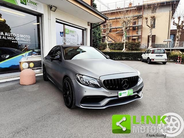 Usata Mercedes C180 Executive 116 CV (85 kW) 2016 Grigio scuro Berlina