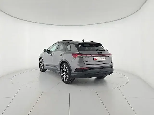 Nuova Audi Q4 e-tron S-Line 210 kW (286 CV) 2025 Grigio tifone metallizzato SUV